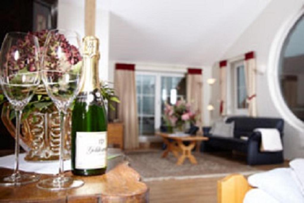 Hotel Restaurant Café Rapp Königsfeld im Schwarzwald Extérieur photo
